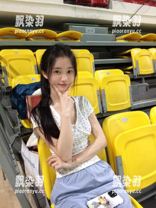 17 听说“www.17”又开启了新“线路”,我准备好一颗不同寻常的心去接受了!