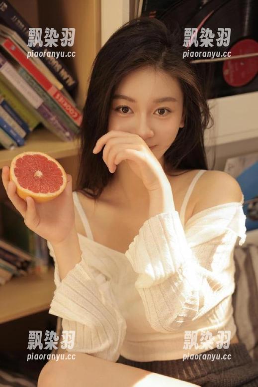 17吃瓜网 你还在等什么?快来体验17吃瓜网app,跟我一起吃瓜吧!