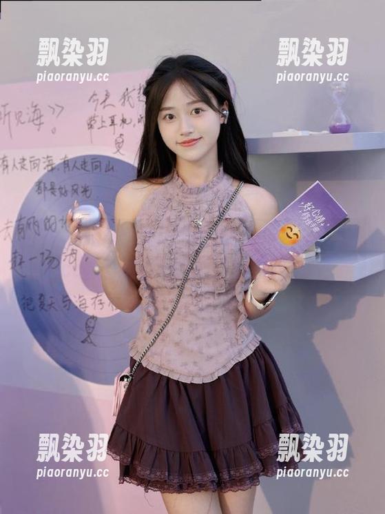 51.com 热衷耳闻目睹?http冫丿丿51.com直达鲜嫩八卦,越看越上头!