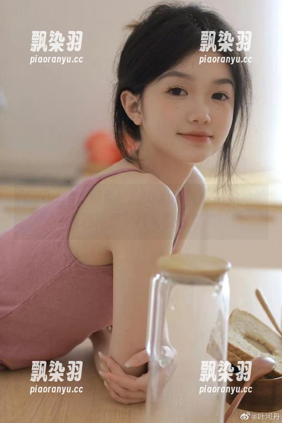 520.fun 观看!520.fun告诉你,她的“葱油拌面”其实暗藏玄机!