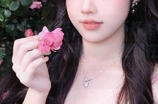 观看万篇长征-黑料不打烊668，明明只是个吃瓜，为啥感觉更像在看大片？