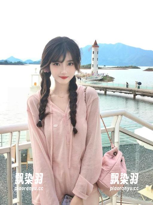91吃瓜中心 91吃瓜中心今日吃瓜,快来下载,别让八卦溜走!