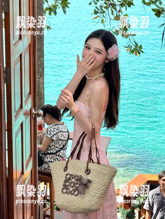 91吃瓜网 在91吃瓜网,我的iOS手机跟着我一起嗑瓜子,就是这么佛系!