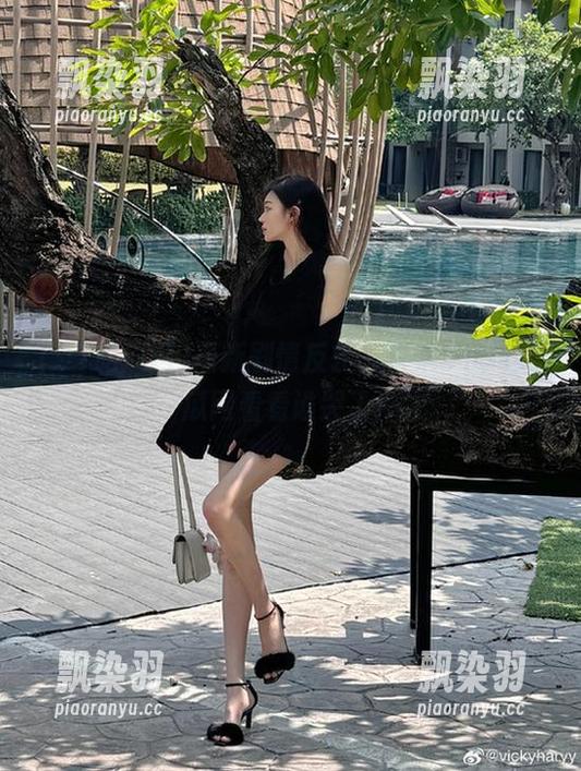 91吃瓜网 最新剧情反转,快来5191吃瓜网看看谁哭了!