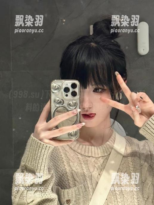 998.su 下载998.su,准备好沉浸在黑料的洪流中,吃瓜吃到停不下!