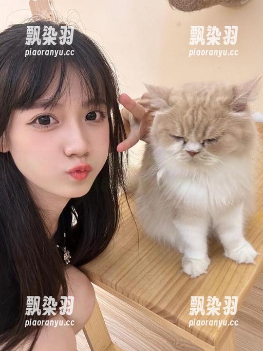 黑料疯长，快来zztt155.ccm收藏你的专属小秘密！