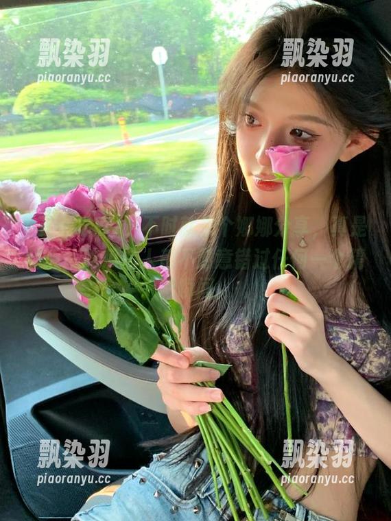 五一吃瓜 时不时就来个娜娜分享,真是让五一吃瓜的人都不愿意错过任何一个精彩瞬间。