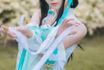 点开娱乐718，观看最新消息，查询谁又被捆绑在八卦的漩涡里！