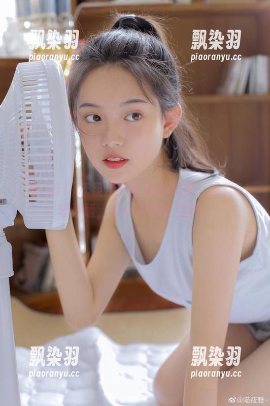 苹果用户的秘密武器：黑料51苹果版，瓜一口气吃到爽！