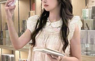 “黑料不打烊”传送门一闪而过，难道是在带我去梦游？