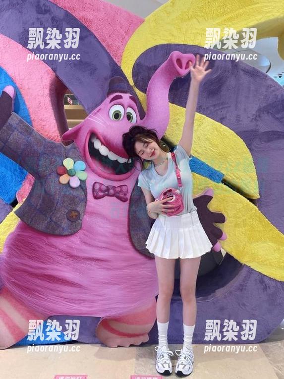 黑料不打烊 进入黑料不打烊tttzzz链接:瓜不吃没问题,但小心别被路边的黑料石绊倒哦!