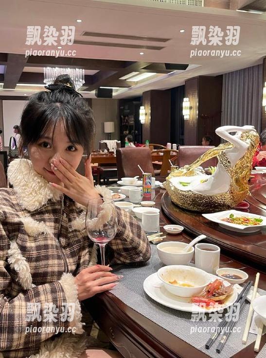 黑料不打烊 又是“黑料不打烊”app爆出的新鲜瓜,真是让人追不完啊~