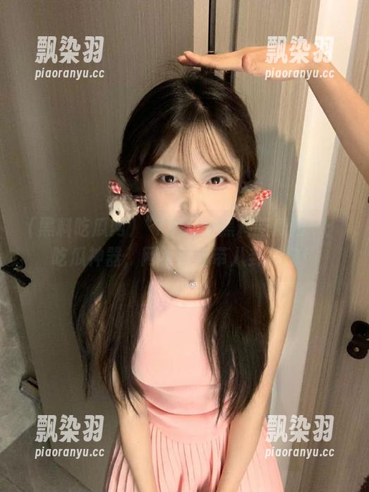 黑料吃瓜网 “799.cu黑料吃瓜网”:吃瓜神器,网页都自带八卦气息!