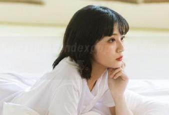 黑料正能量indexapp：黑暗之中，总有点小光亮。