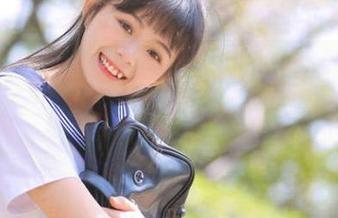 万篇长征黑料正能量的视频中，竟然有人学会了如此高超的“表演”！
