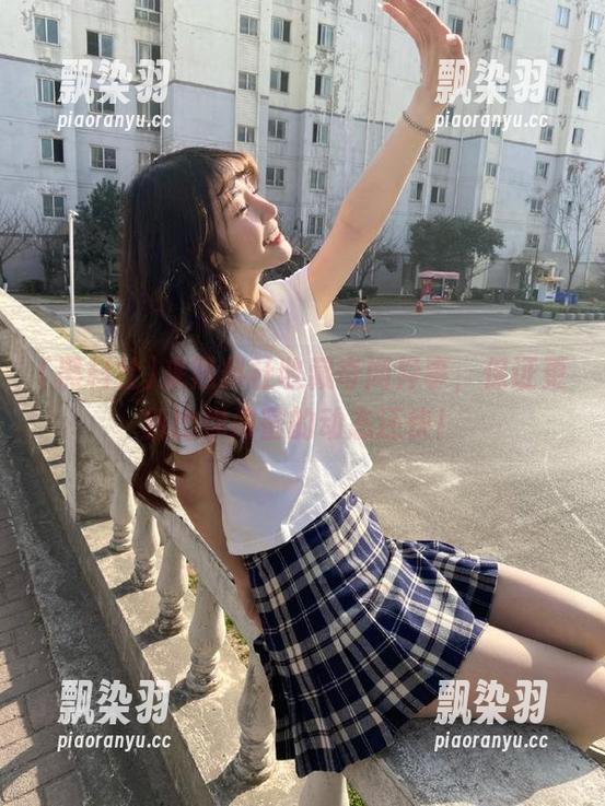 黑料社 来黑料社收藏奇闻异事,保证更新比你闺蜜的动态还快!
