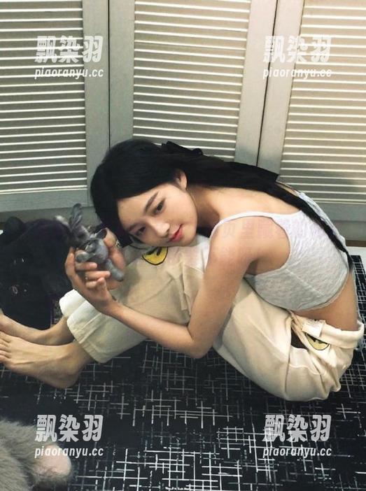 黑料网在线：网页里藏着的秘密真是让人欲罢不能呀！