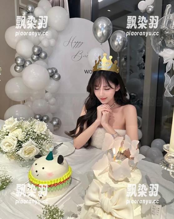 黑网料 是不是所有秘密都在黑网料的首页等着你?